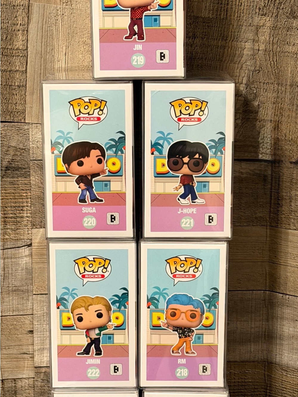 Funko BTS Pop! Vinyl Figures - Multi-Color Boxed Set - Picture 2 of 6